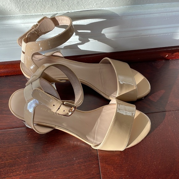 Stuart Weitzman
Nearlynude Block-Heel Leather Sandals - Picture 4 of 6